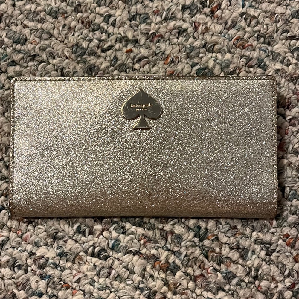EUC Vintage Kate Spade Shimmer Silver Wallet